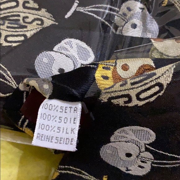 Vtg MOSCHINO Rare Silk Cherry Weave Necktie - Picture 7 of 12